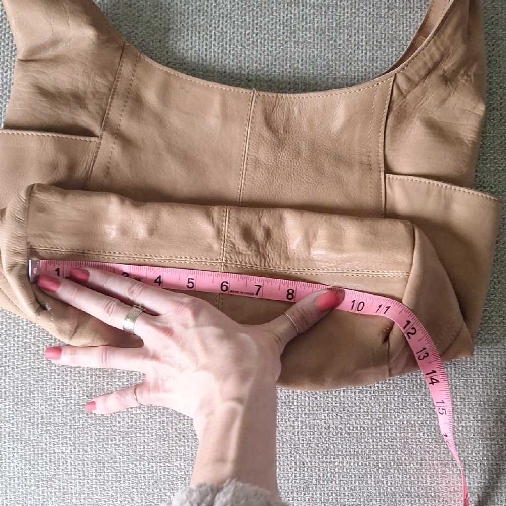 Elegant Lucky Brand Tan Leather Shoulder Bag - Picture 9 of 10